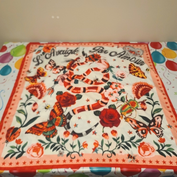 GUCCI ☆ L'aveugle par Amour ☆ Scarf ☆ Authentic ☆ Made in Italy - Picture 3 of 8